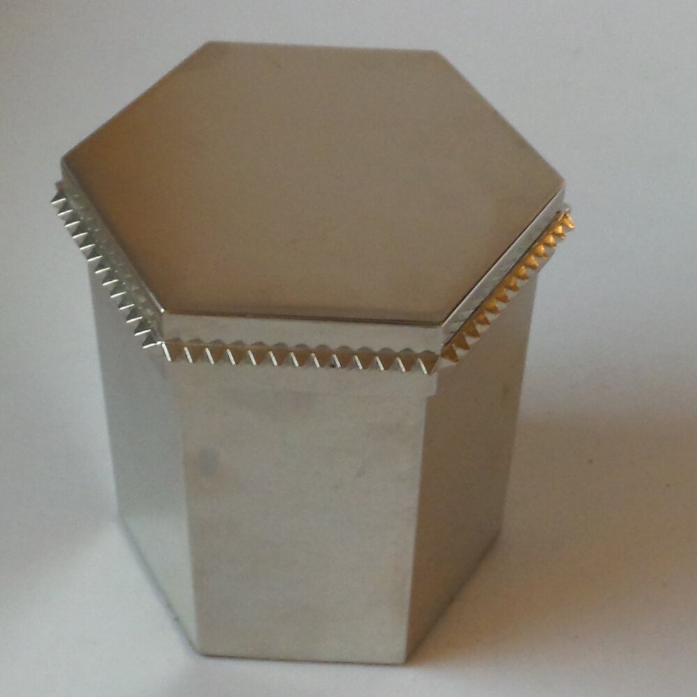 Eddie Borgo accent box
